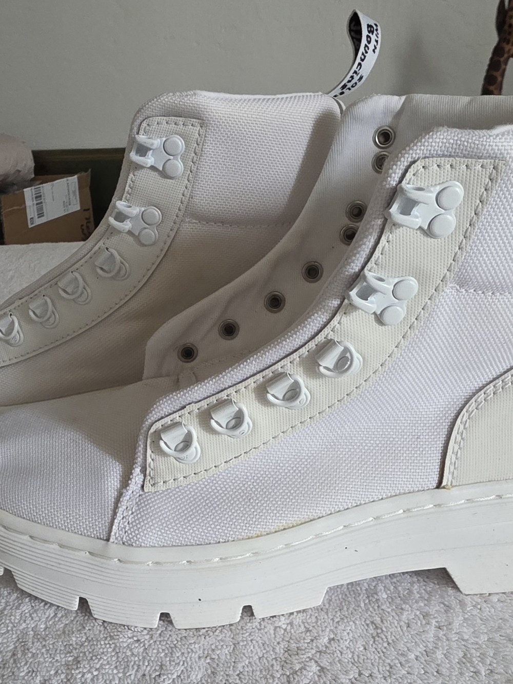 Dr. Martens Combs W White Poly Canvas Combat Boots – Women's Size 7